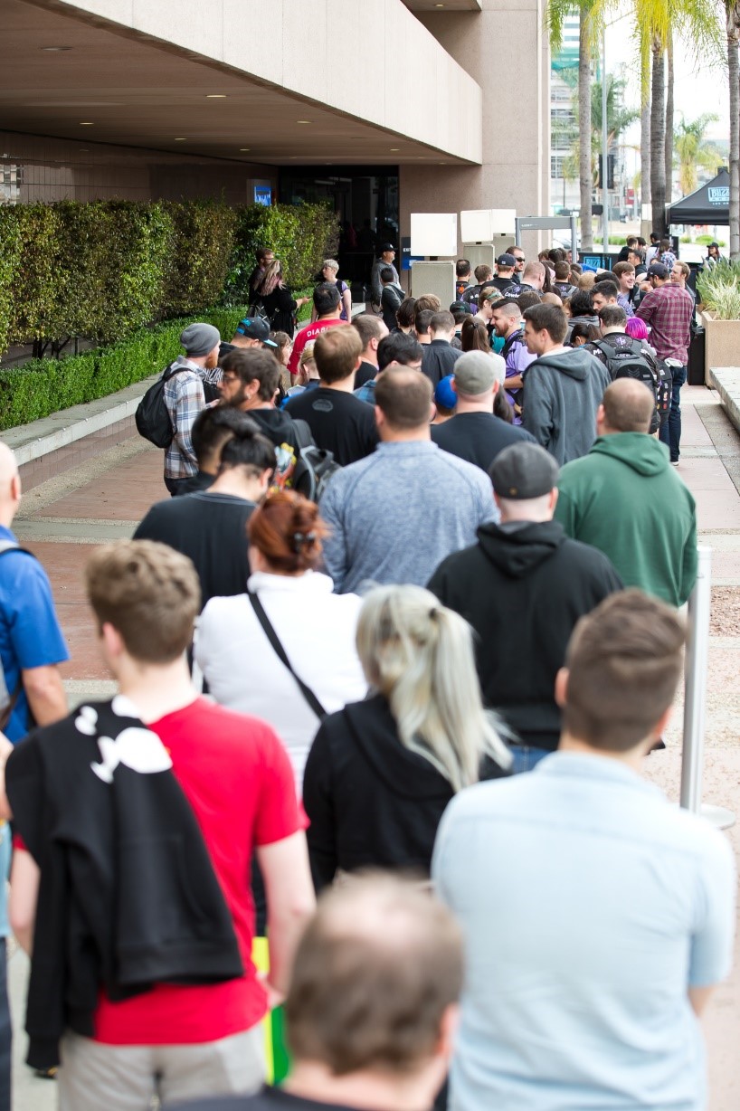 Line waiting to enter Blizzard eSports