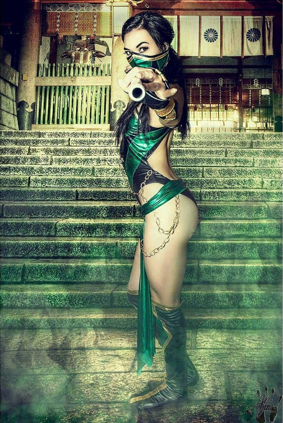 Jade Kim cosplay