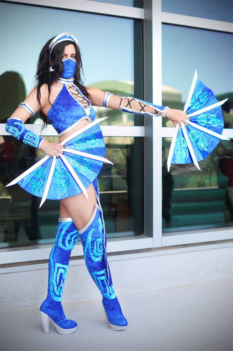 Top 30 Best Kitana Cosplays of All Time | GAMERS DECIDE