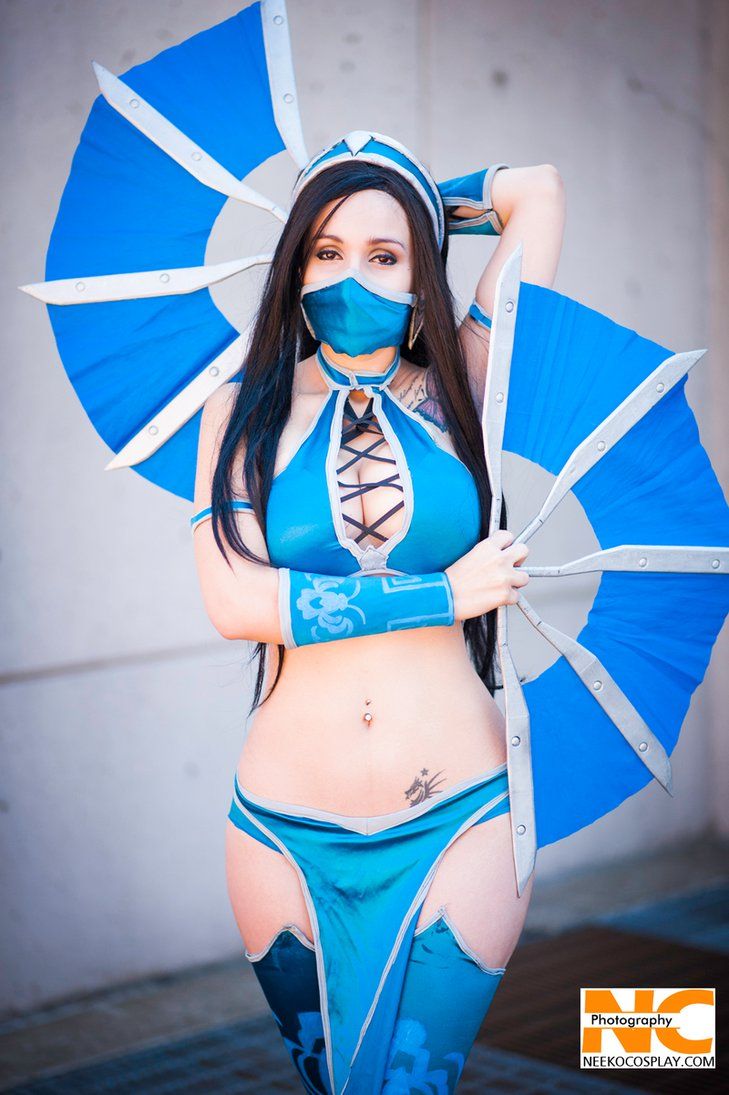 Lady Kaylee cosplay Kitana