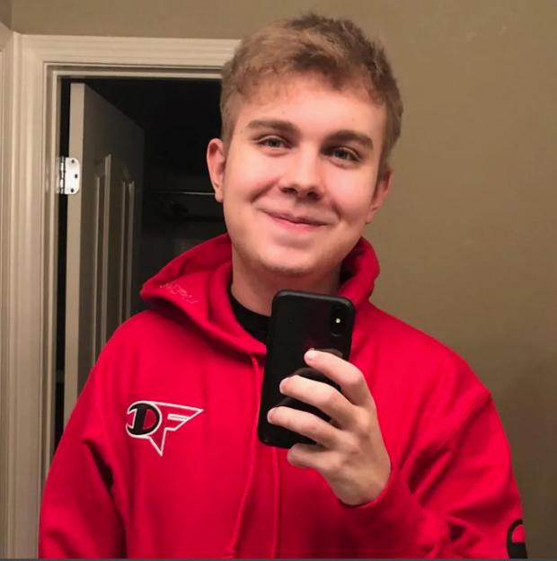 Top 10 Apex Legends Best Players In The World Right Now Gamers Decide