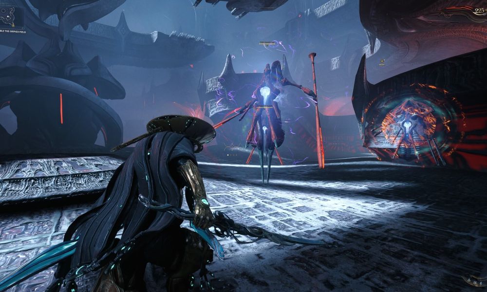 Warframe preparing to strike an approaching enemy.