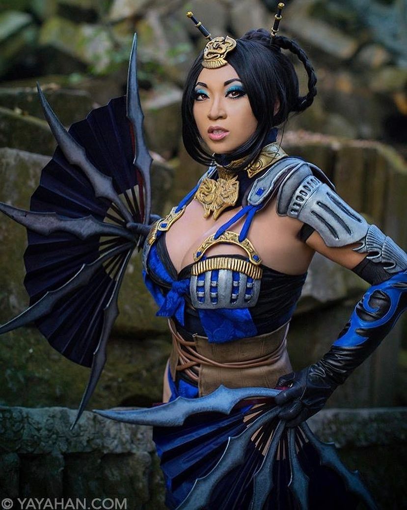 Top 30 Best Kitana Cosplays of All Time | GAMERS DECIDE