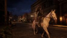 Here, we got everyone's favorite outlaw-turned-rancher/family man John Marston riding Buell through the streets of Blackwater.