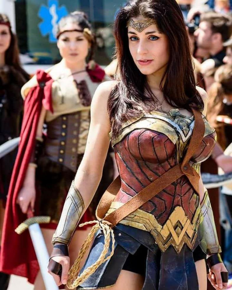 50 Best Wonder Woman Cosplays