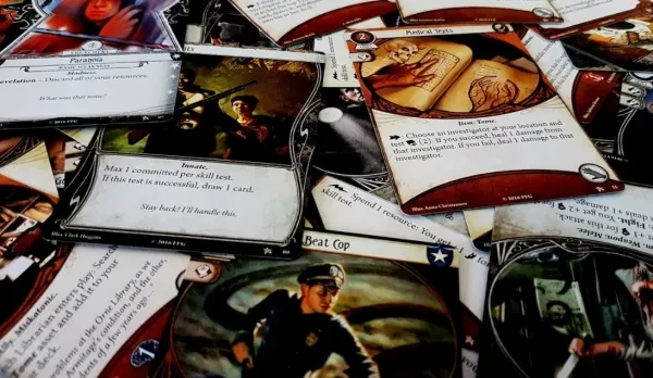 best horror card games