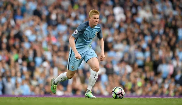 Number 10s - artisans of the football game Attacking midfielders are true artist