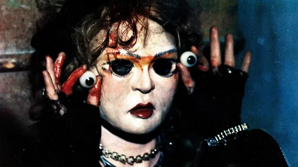 Top 25 Horror Movies About Dolls, Horror Movie Dolls, Top Horror Movie Dolls, Horror Movie Creepy Dolls,