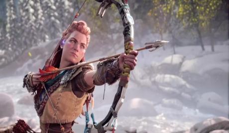Aloy aiming with her Bow